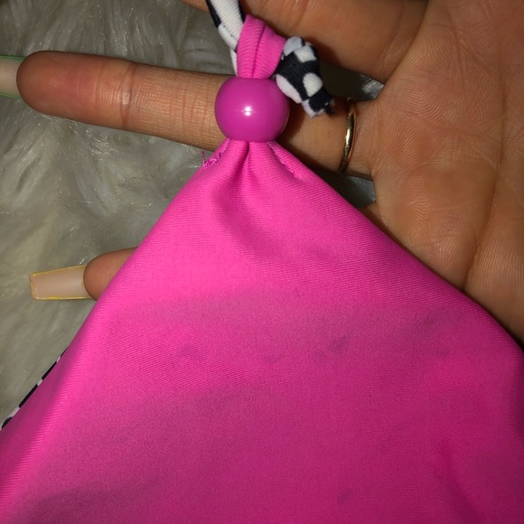 👙Reversible triangle bikini top 🥰 - Picture 3 of 5